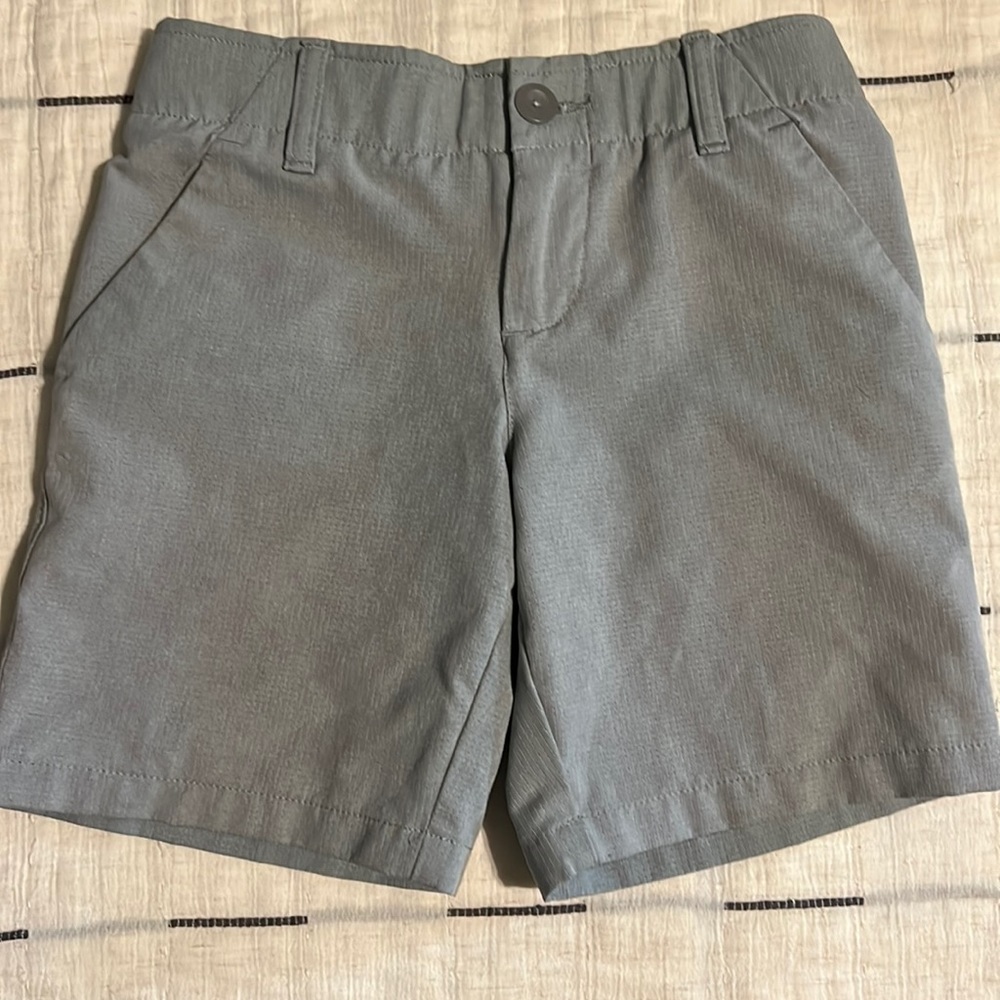 Golf shorts boys size 7